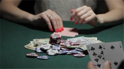  「4k]美女赌博，打牌